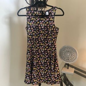 H&M Divided - Dress Black & Floral Skater Style 🌼